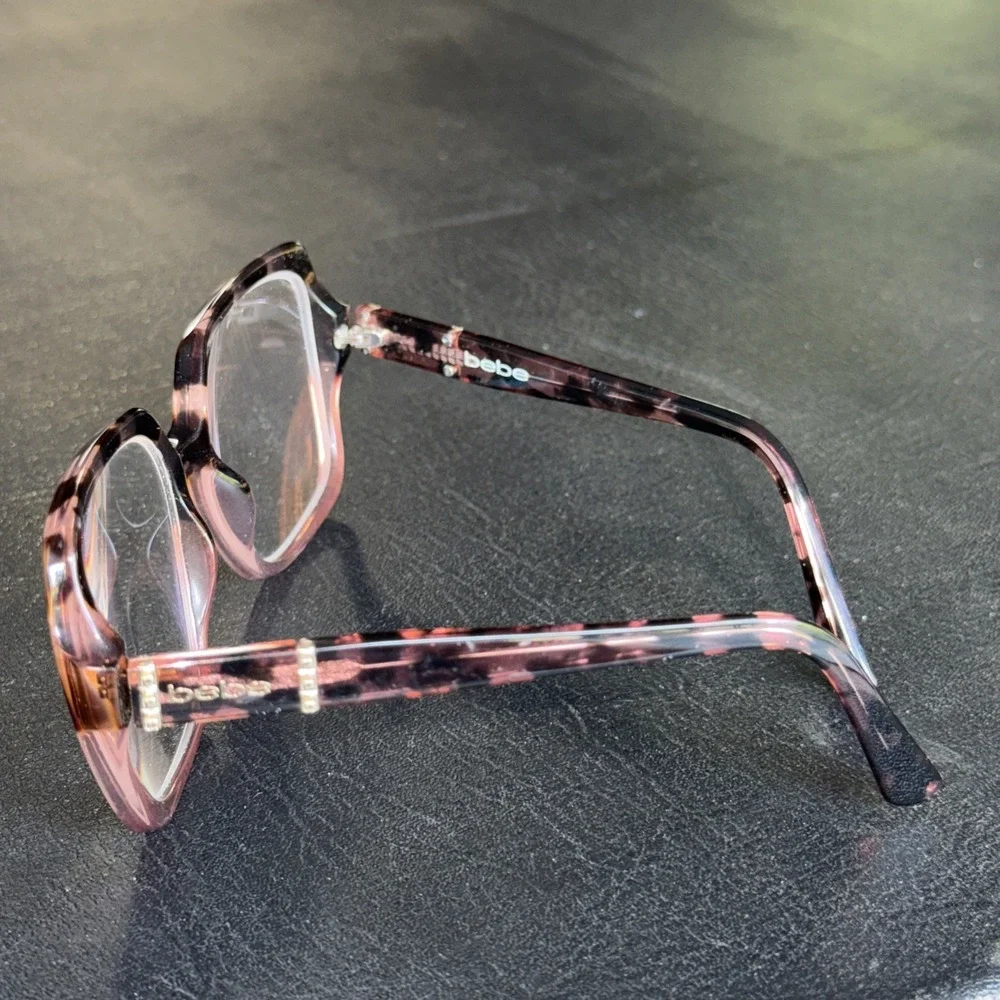 bebe eyeglasses feature